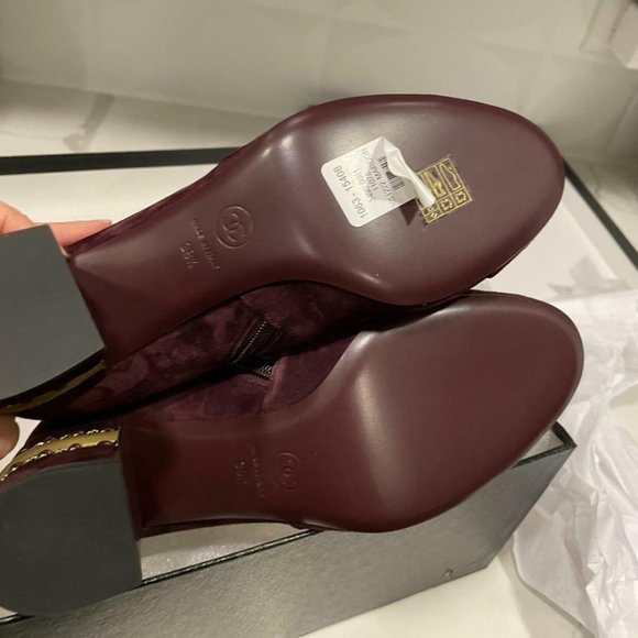 CHANEL 20B Calfskin Suede CC Logo Chain Metal Heels Ankle Booties Boots - Picture 8 of 9